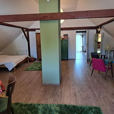 Winnica Bed & Breakfast 3*